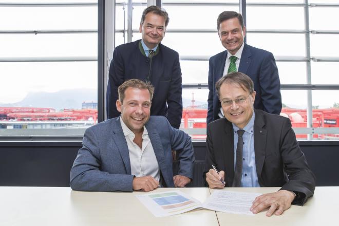 Spar express Vertrag unterzeichnet