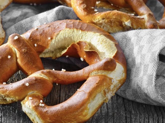 Die bayerische Brezn ist ein fester Bestandteil der bayerischen Genuss-Kultur.