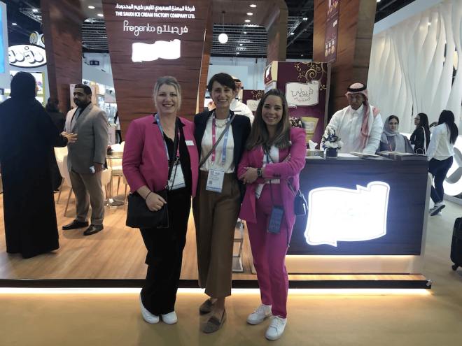 Die Messe Köln war in Dubai prominent vertreten: v.l.: Inga Drawe, Peggy Krause und Katharina Buschjäger