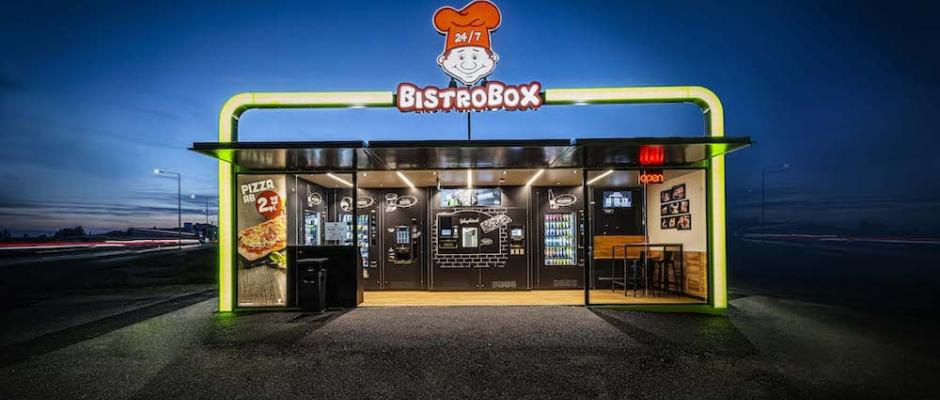 24h Selfservice Pizzeria: Rund um die Uhr ofenfrische Pizza, Snacks, Getränke und Kaffee gibt es in der BistroBox.