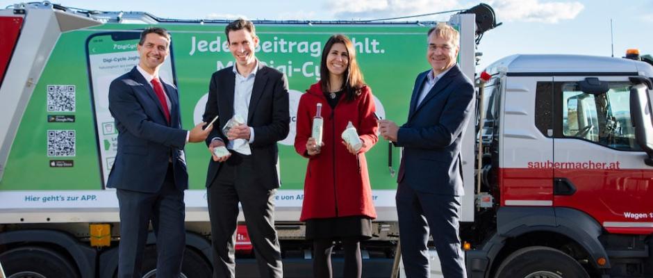 Zusammenarbeit: Ralf Mittermayr (CEO der Saubermacher AG), Felix Badura und Michaela Heigl (GeschäftsführerInnen Digi-Cycle GmbH) und Martin Prieler (ARA Vorstand).