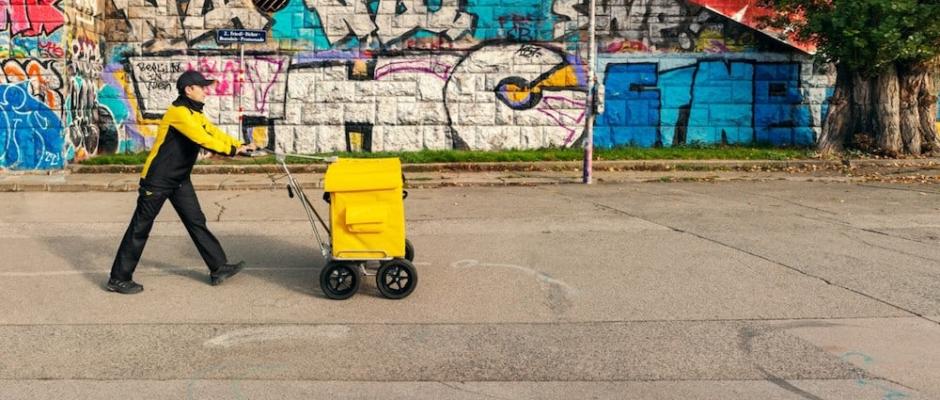 Umsatzwachstum HJ1 2023 in Paket & Logistik sowie Filiale & Bank