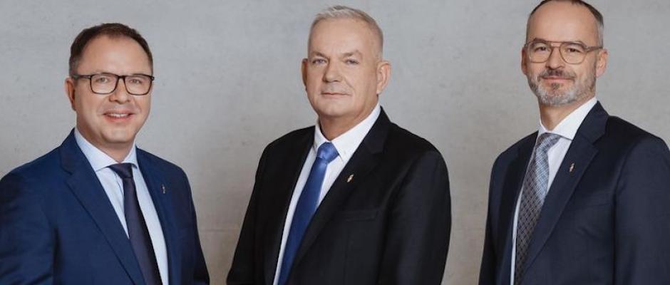 Backaldrin erweitert Geschäftsführung. Im Bild: Mag. Wolfgang Mayer, Harald Deller, Mag. Martin Mayr 