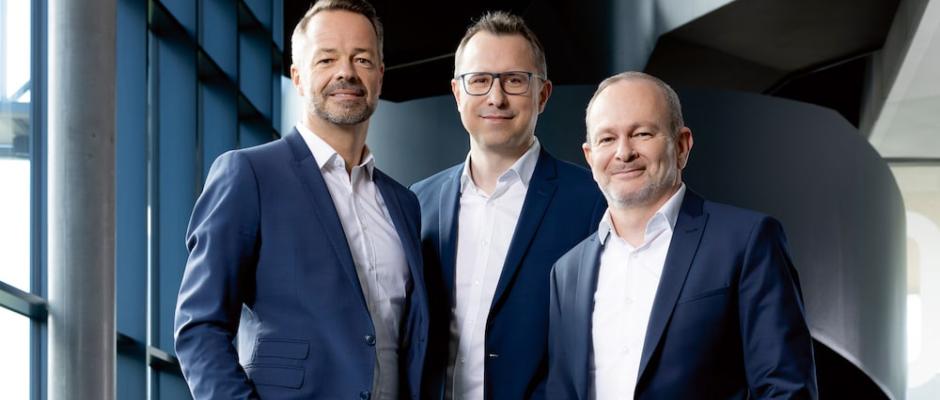 KNAPP-Vorstandsteam (v.l.n.r.): KNAPP-COO Franz Mathi, KNAPP-CFO Christian Grabner, KNAPP-CEO Gerald Hofer Foto: ©KNAPP/Kanizaj