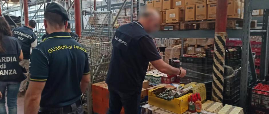 Lebensmittelbetrüger in Italien und Litauen verhaftet