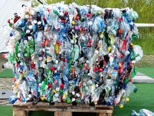 Pfand auf Einweg-Plastik in Diskussion
