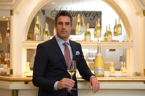 Dr. Eugen Lamprecht leitet nicht nur den gesamten Verkauf und die Unternehmenskommunikation bei Schlumberger, sondern fungiert auch als Sprecher der Geschäftsführung 