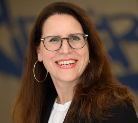 Mag. Daniela Winnicki, M.A. Mag. Daniela Winnicki, M.A.