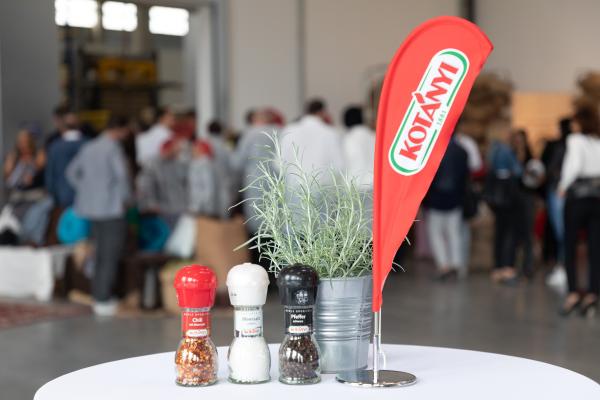 Kotànyi erweitert Lager