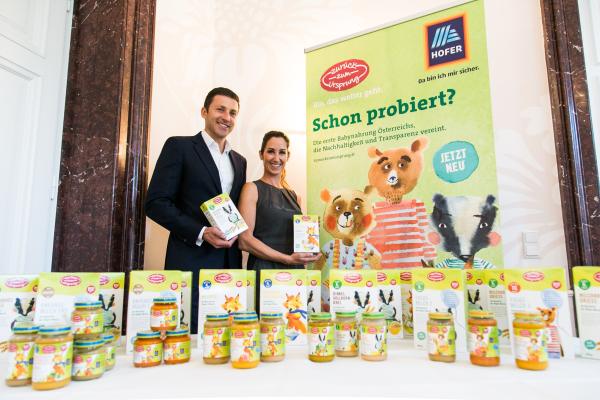 Hofer Präsentation Babynahrung