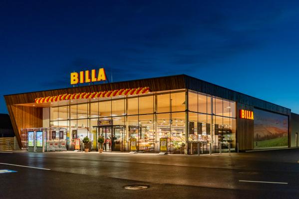 Billa im Eröffnungsfieber