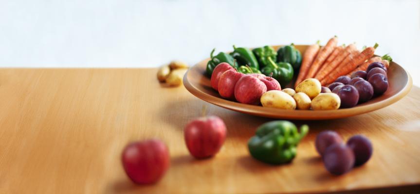 Obst und Gemüse Arrangement der AMA