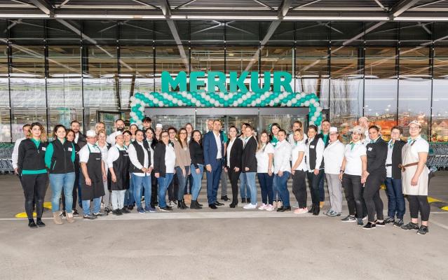 Merkur Markt in Leopolsdsdorf neu eröffnet nach Umbau