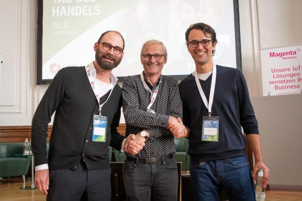 Matthias Zacek, Head of Business Development bei g-Xperts, Herwig Baumberger, Geschäftsführer und Eigentümer von g-Xperts, Till Kreiler, Country Lead Google Maps, Google.