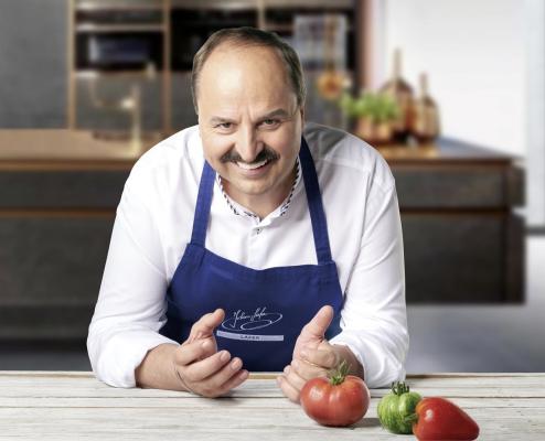 TV Koch Johann Lafer promotet Samuel-Promotion bei Merkur