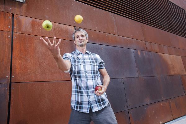 Assoz.-Prof. DI Dr. Hans-Peter Hutter, Med Uni Wien.