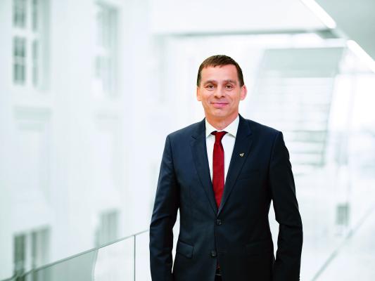  DI Peter Umundum zum Vorstand Paket & Logistik wiederbestellt