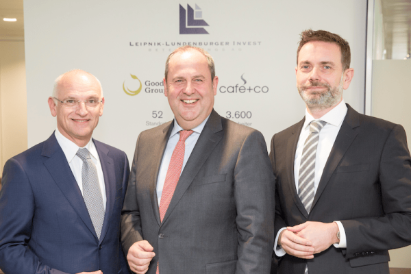 LLI Generaldirektor Josef Pröll (M), mit den LLI Vorständen Michael Kafesie (R) und Kurt Miesenböck (L). 