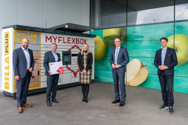 Billa und myflexbox v.l.: Harald Mießner, Vorstand Billa Vertrieb, Rainer Schwarz, Geschäftsführer von DPD Österreich, Daniela Reumann, Bereichsleitern Billa Vertrieb, Leonhard Schitter, CEO der Salzburg AG und Lukas Wieser, myflexbox