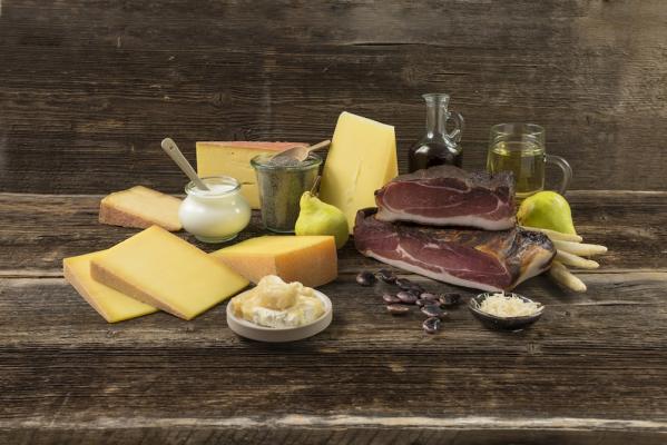 AMA Studie: Im vergangenen Jahr verzeichnete Österreich - erstmals in der Geschichte der Statistik - eine positive Außenhandelsbilanz bei Agrarwaren und Lebensmittel. 