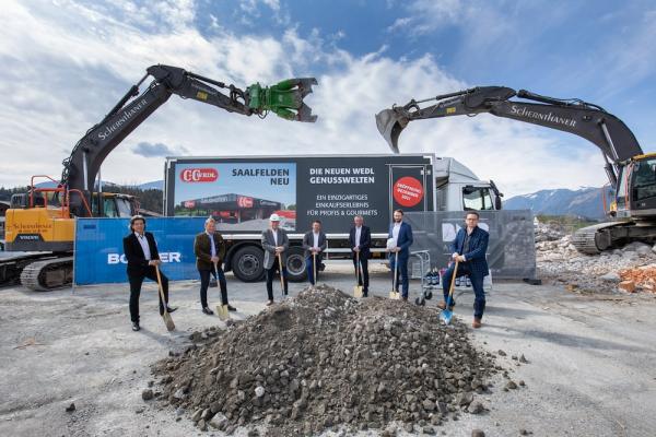Spatenstich zum Neubau C+C Wedl in Saalfelden