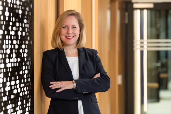 Livia Kolmitz leitet bei Mondelēz International ab sofort die Unternehmenskommunikation und Public Affairs für die DACH-Region.