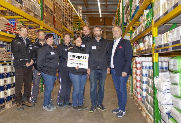 Das Team von Eurogast Grissemann: v.r.n.l. Mag. Thomas Walser (Geschäftsleiter Eurogast Grissemann), Wolfgang Leitner (Standortleiter Eurogast Grissemann Bludenz) mit seinem Abteilungsleiter-Team