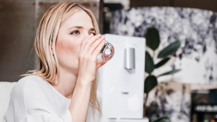 maxwater will den Verbrauch von Plastikflaschen eindämmen.