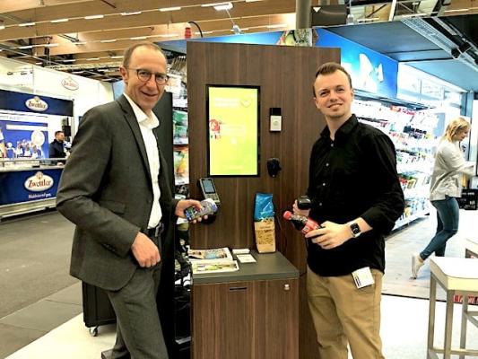 Dkfm. Andreas Haider, GF der UniGruppe (li.) und Moritz Aschauer, Kaufmann aus Pabneukirchen.