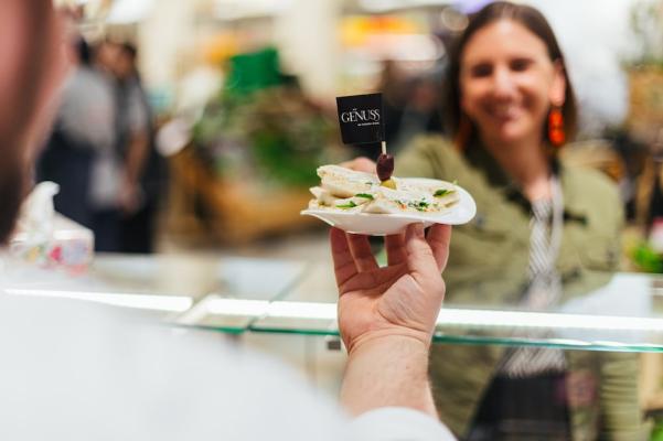 Interspar lud im Haus am Schottentor zu einer Genussreise nach Italien ein.