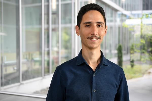 Seit dem 12. Juni 2023 leitet Yasser Abbas als Country Director Alpine das Geschäft von Kenvue (früher Johnson & Johnson Consumer Health) in Österreich und der Schweiz.