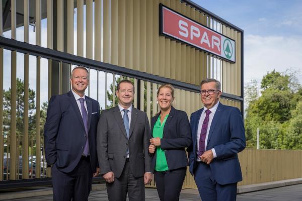 Spar ordnet den Vertrieb neu v.l.n.r.: Michael Pecher, Gerhard Weinberger, Romana Kaufmann und Alois Huber