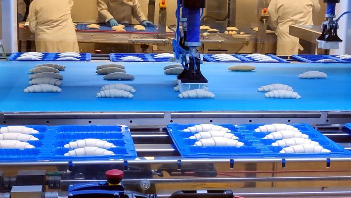 Marken-Multis backen für Händler nur kleine KI-Brötchen  