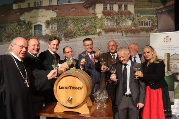 Lenz Moser: Weintaufe mit „Sonnenkind"