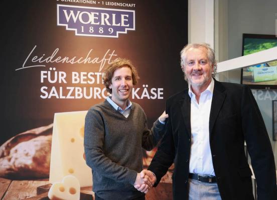 Firmeninhaber Gerrit Woerle (links) freut sich, den Vertriebsexperten Christian Wiener im Team begrüßen zu dürfen.