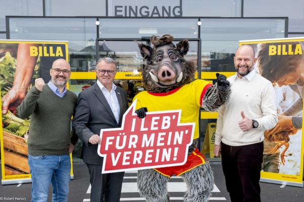 Michael Paterno, Vorstand Billa AG, Hans Niessl, Präsident Sportaustria, Ferdl, I leb´ für mein´ Verein! Maskottchen, Harald Mießner, Vorstand Billa AG