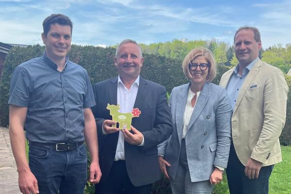 Hauptversammlung ARGE Heumilch.jpg V.l.n.r. Christoph Schwarzmann, Karl Neuhofer, Christiane Mösl, Michael Riegler 