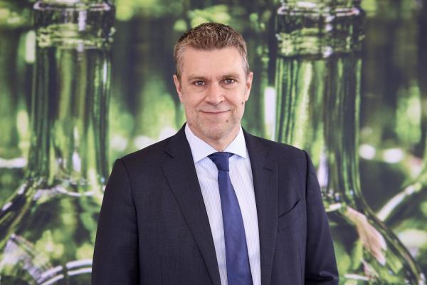 Der Schweizer Dr. Lukas Burkhardt wird zum 1. Januar 2026 neuer CEO der Vetropack-Gruppe.