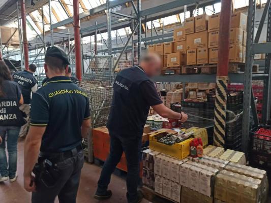 Lebensmittelbetrüger in Italien und Litauen verhaftet